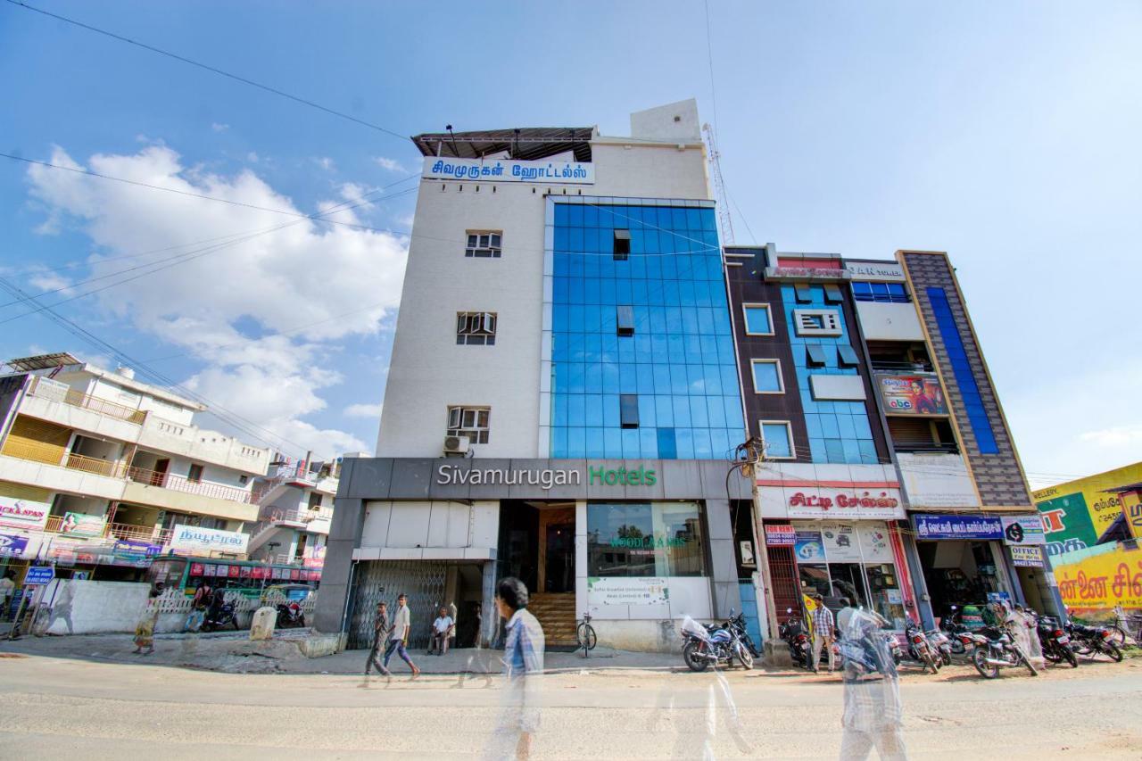 Sivamurugan Hotels Кумбаконам Экстерьер фото